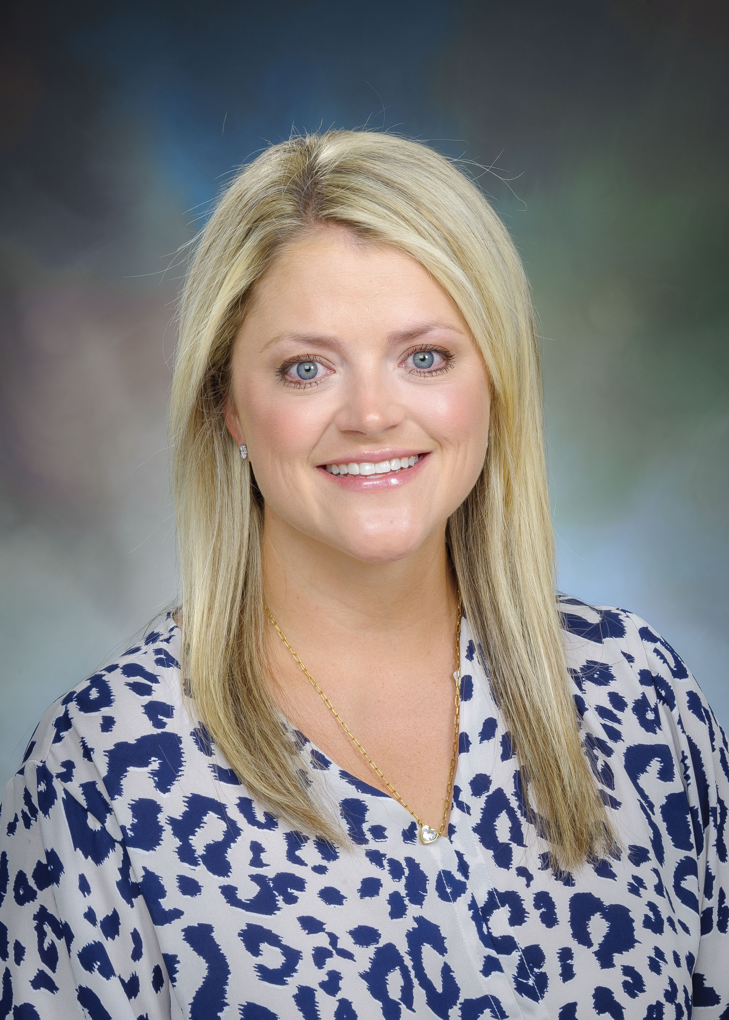 Headshot of Lauren McTaggart